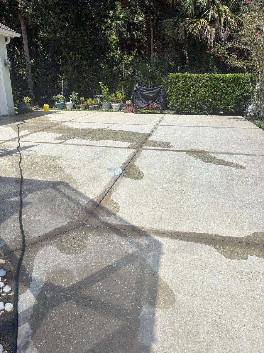 Residential patio being cleaned in Kissimmee Florida